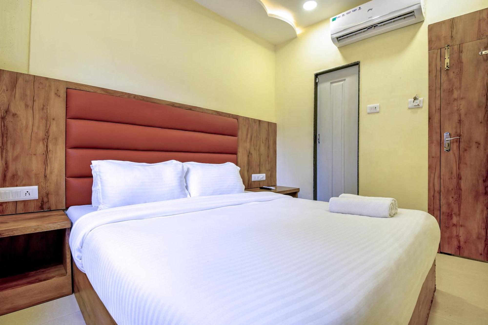 Hotel Deluxe مومباي المظهر الخارجي الصورة